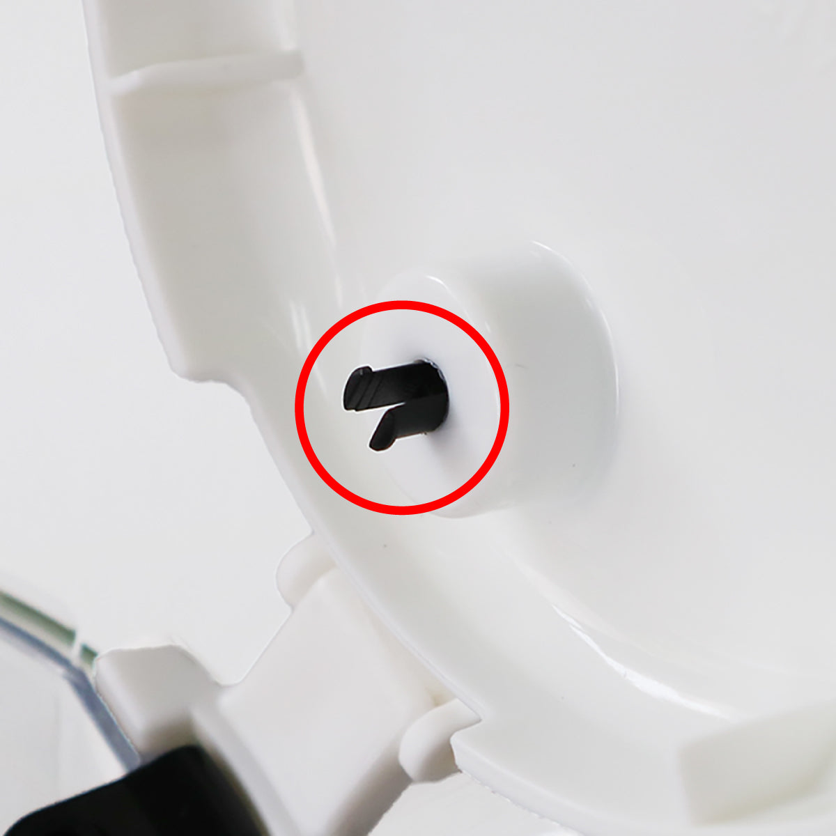 プッシュボタン先端の突起